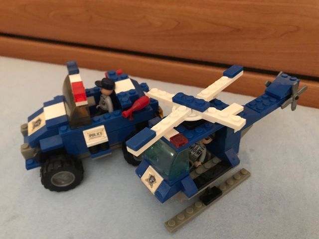 Policia Lego Coche y Helicoptero