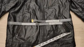 Chaqueta de cuero Zara para niños talla 13-14