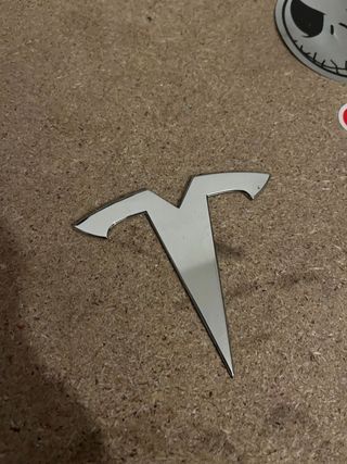 Logo TESLA