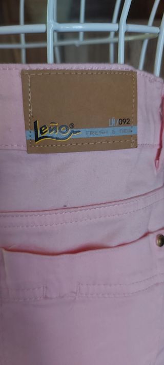 Falda rosa elástica. T. 40/42