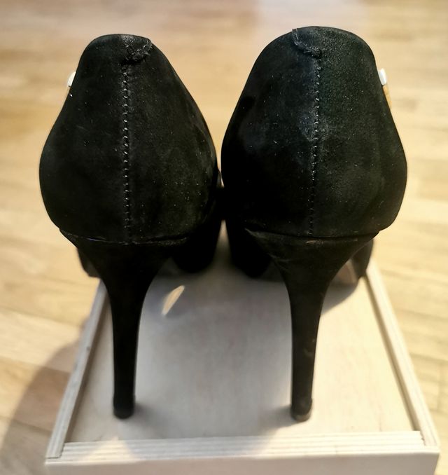 Scarpe décolleté nere velluto