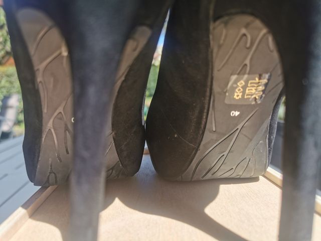 Scarpe décolleté nere velluto