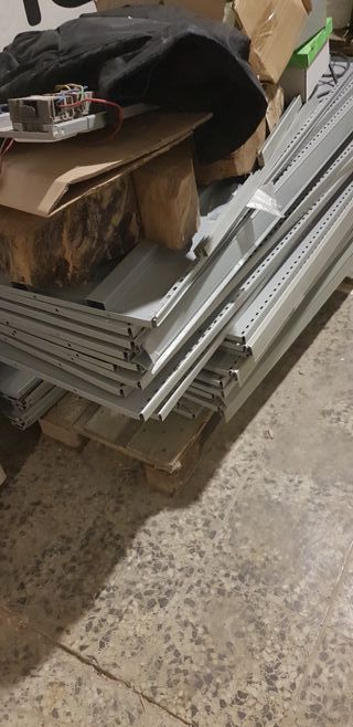 LOTE  COMPLETO ESTANTERIAS DE TIENDA