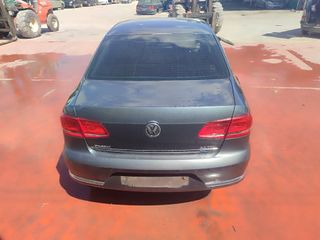 VOLKSWAGEN PASSAT 2.0 TDI 2011