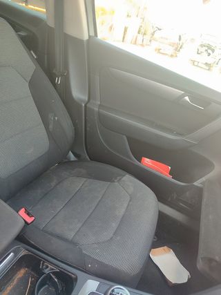 VOLKSWAGEN PASSAT 2.0 TDI 2011