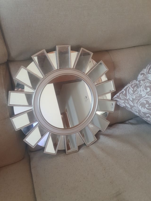 Espejo Moderno de Diseño.