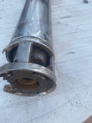 Motor y bomba de pozo sumergible caprari