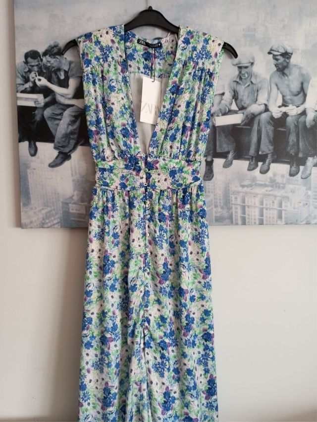 Vestido zara largo escote T.34/36 con etiqueta