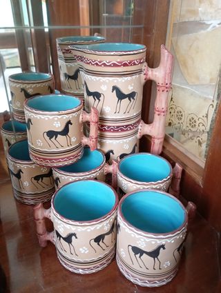 Deruta brocca con 6 boccali