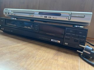 Reproductor AKAI / SOGO