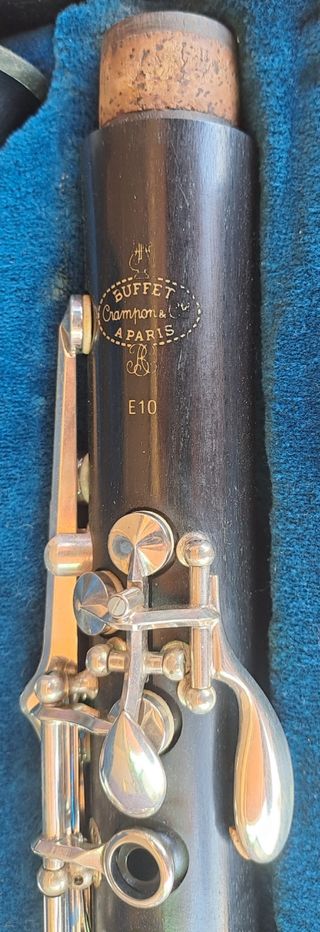 Clarinete Buffet E10
