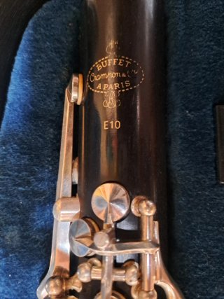 Clarinete Buffet E10