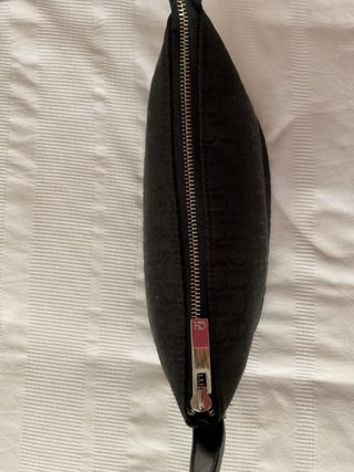 Bolso clutch anagram negro