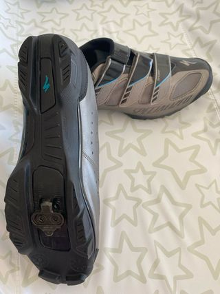 Zapatillas Specialized n°42 con calas Shimano