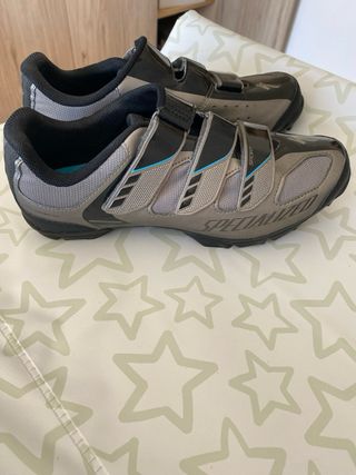 Zapatillas Specialized n°42 con calas Shimano