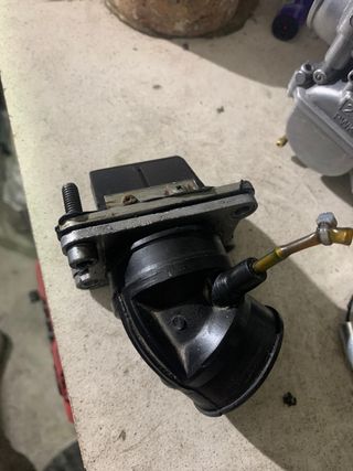 tobera para carburador y caja laminas italkit