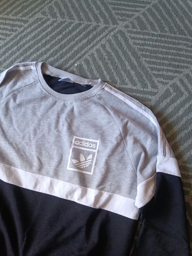 Sudadera adidas
