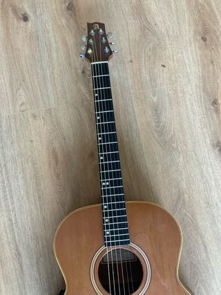 Guitarra acústica Alhambra J2 con previo activo