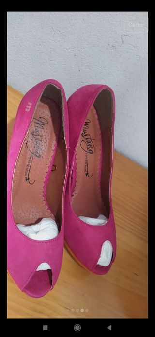 Zapatos tacon y plataforma Mustang