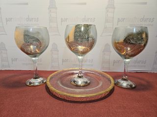 3 Copas de diseño decoradas con oro