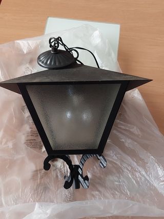 Farol de terraza o jardín.