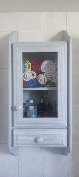 Muebles de baño (espejo, vitrina y lavabo)