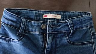 pantalón Levis 