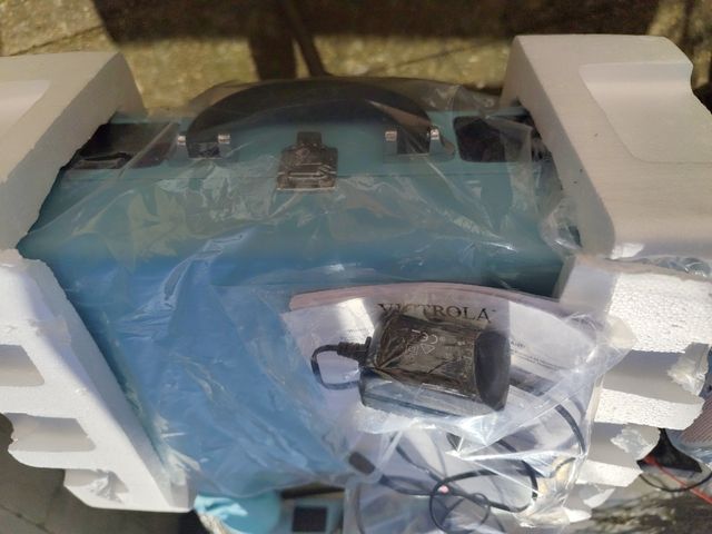 Victrola Platine VINYLE Valise Vintage Portable BT