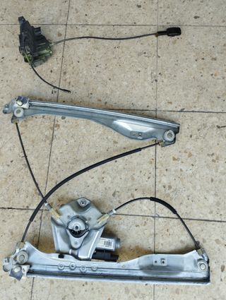 Elevalunas y cerradura Renault Clio III