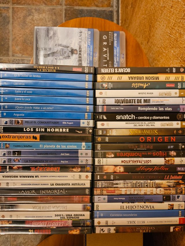 Caja DVDs