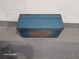 CAJA   ANTIGUA METALICA DE HERRAMIENTAS