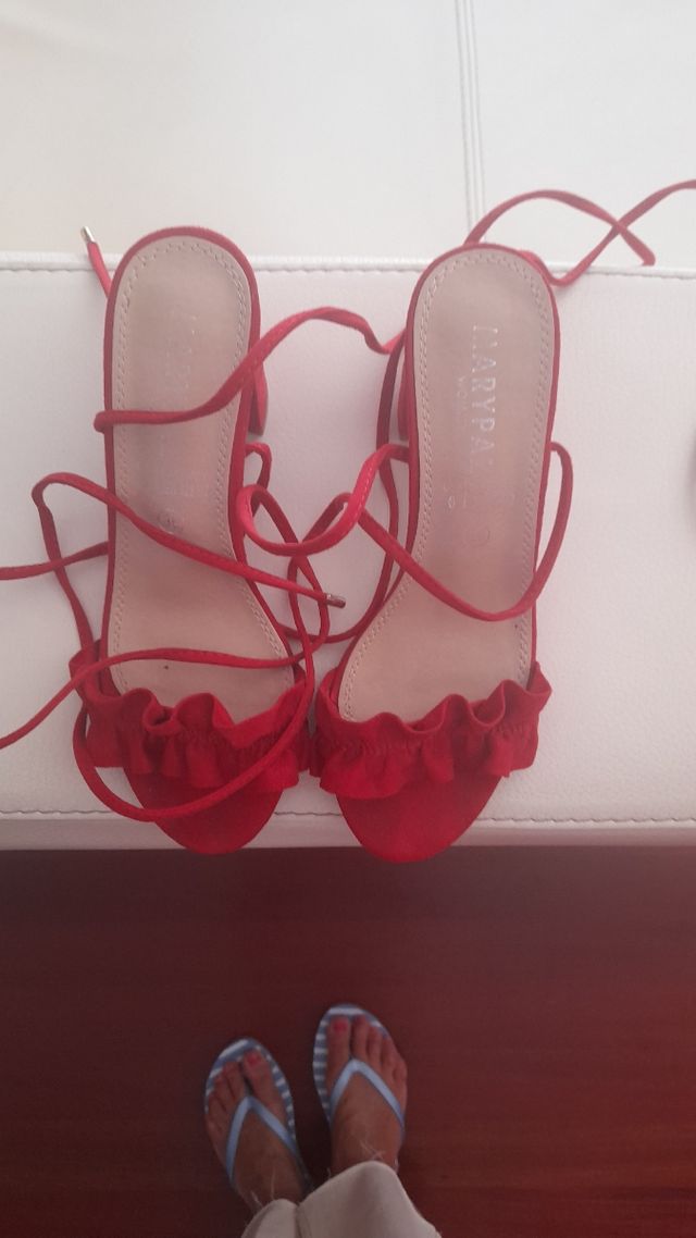Sandalias rojas talla 36