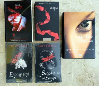 HISTORIAS SOBRE VAMPIROS. (18€ los 6)