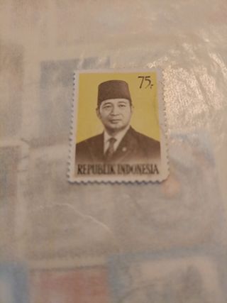 LOTE SELLOS 75 MALASIA E INDONESIA