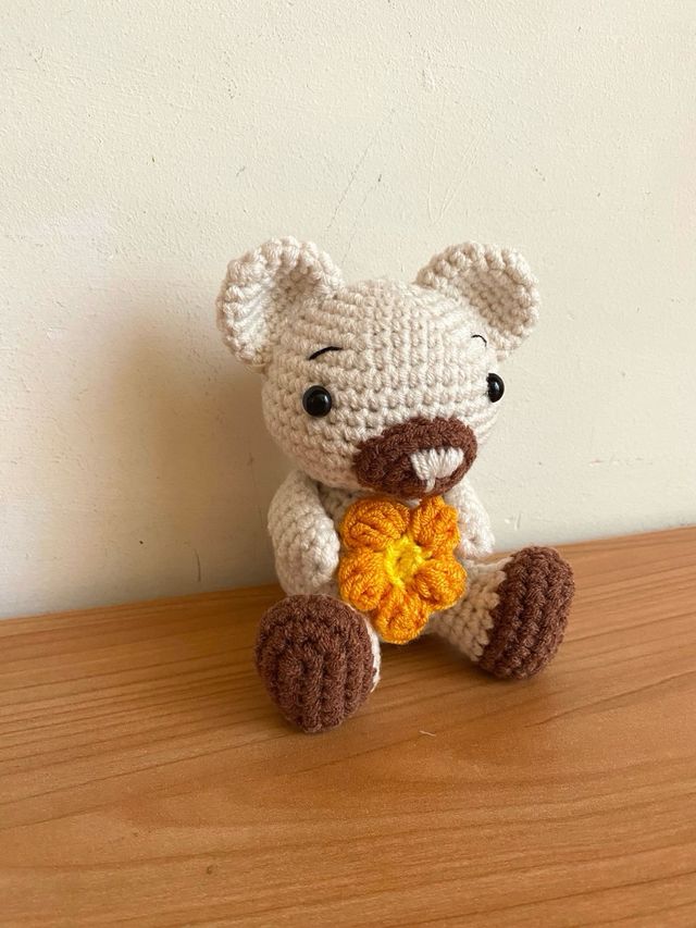 Orsetto amigurumi peluche