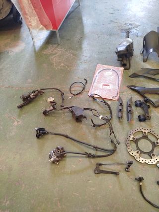 Despiece Honda cb125r