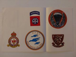 49 pegatinas militares y policiales