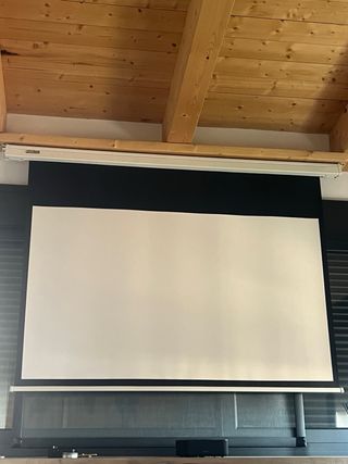 Pantalla proyector motorizada