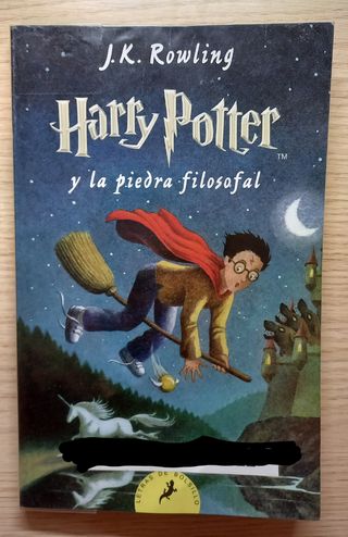 Harry Potter y la piedra filosofal libro.