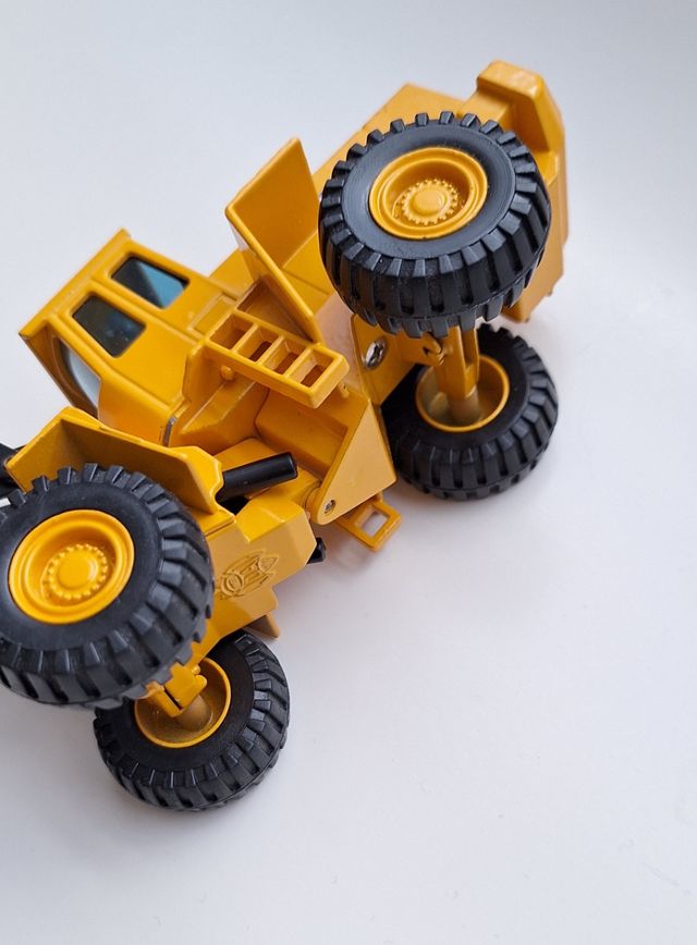 Pala cargadora Volvo BM L160