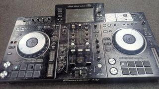 PIONEER DJ