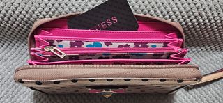 Monedero Guess dorado con lunares