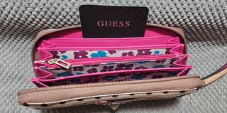 Monedero Guess dorado con lunares