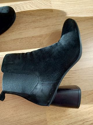 Botines negros