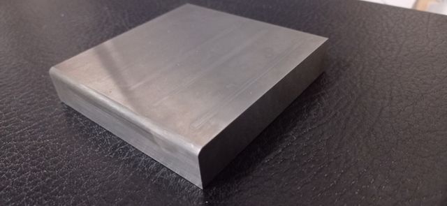 Bloque de banco de acero 10cm