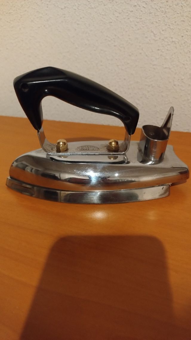 Antigua plancha Jata (1960s)