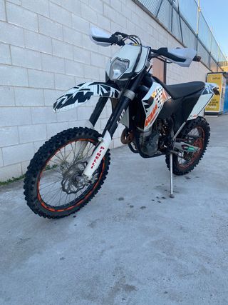 Moto enduro