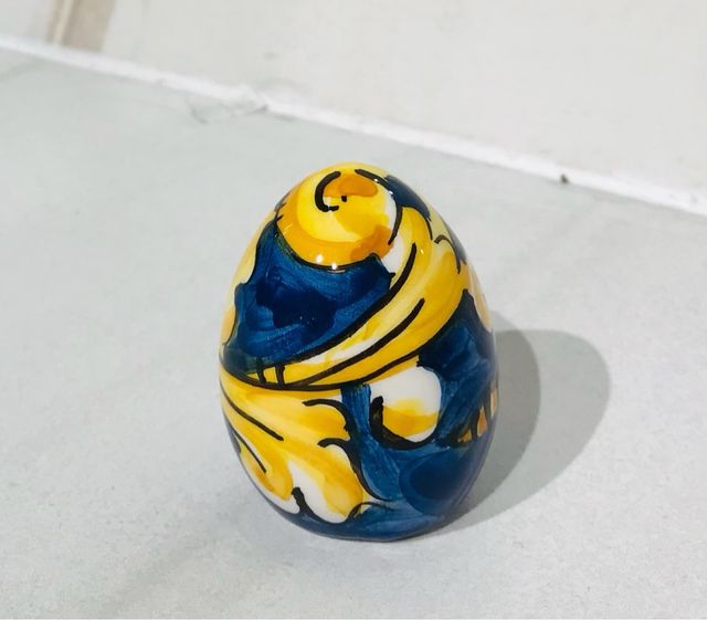 Ceramica decorata a mano