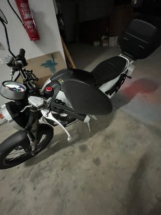 Super soco tc max moto electrica