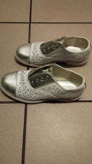 Scarpe in pelle bambina n.32